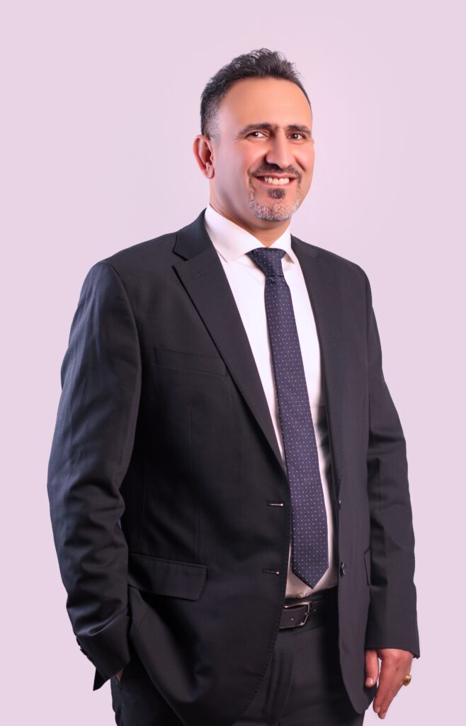 Alan Ali Photo Smile
